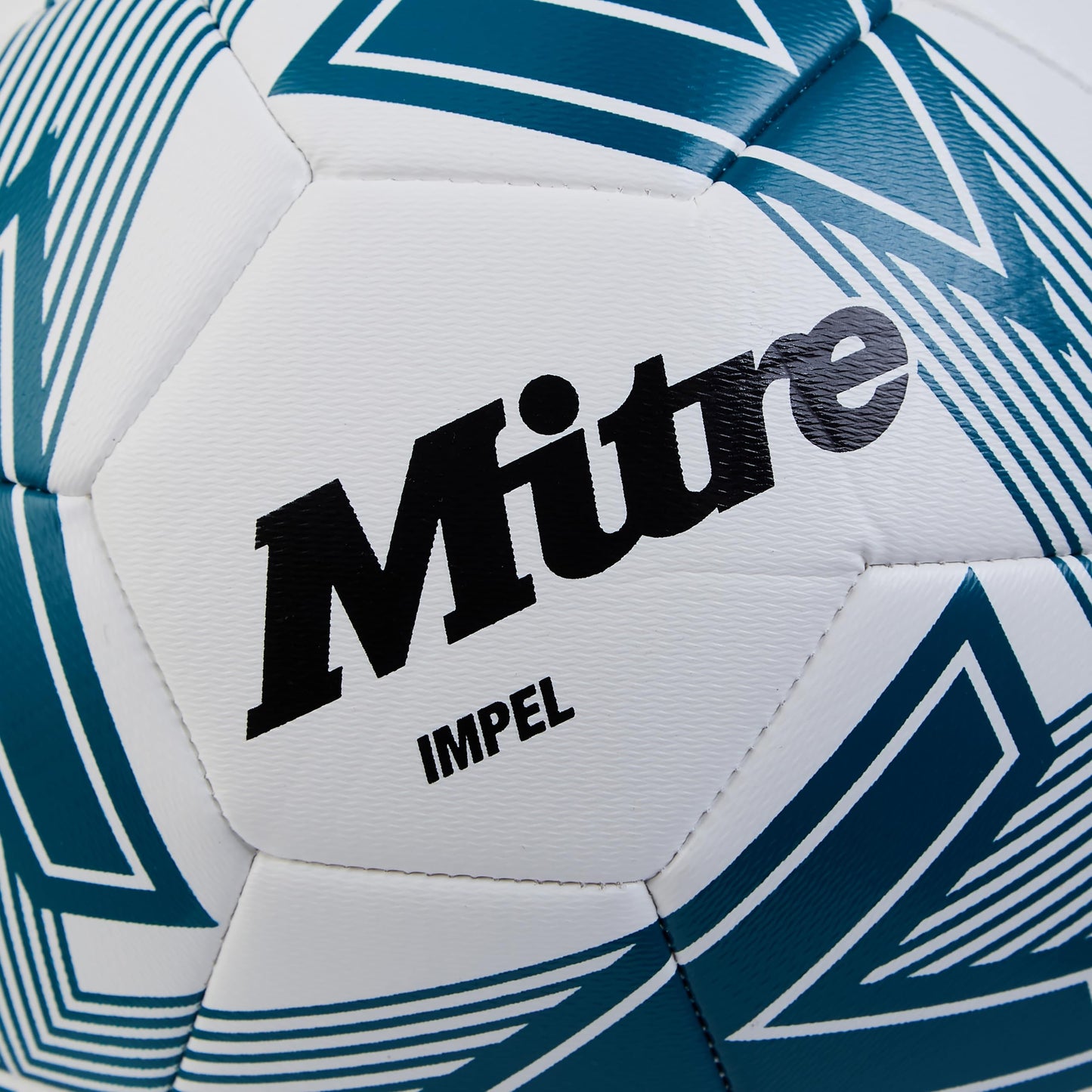 Mitre Unisex Impel L30P Football, Highly Durable, Shape Retention,Football